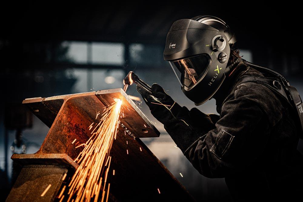 optrel helix quattro Schweisshelm schwarz mit Bauhelm